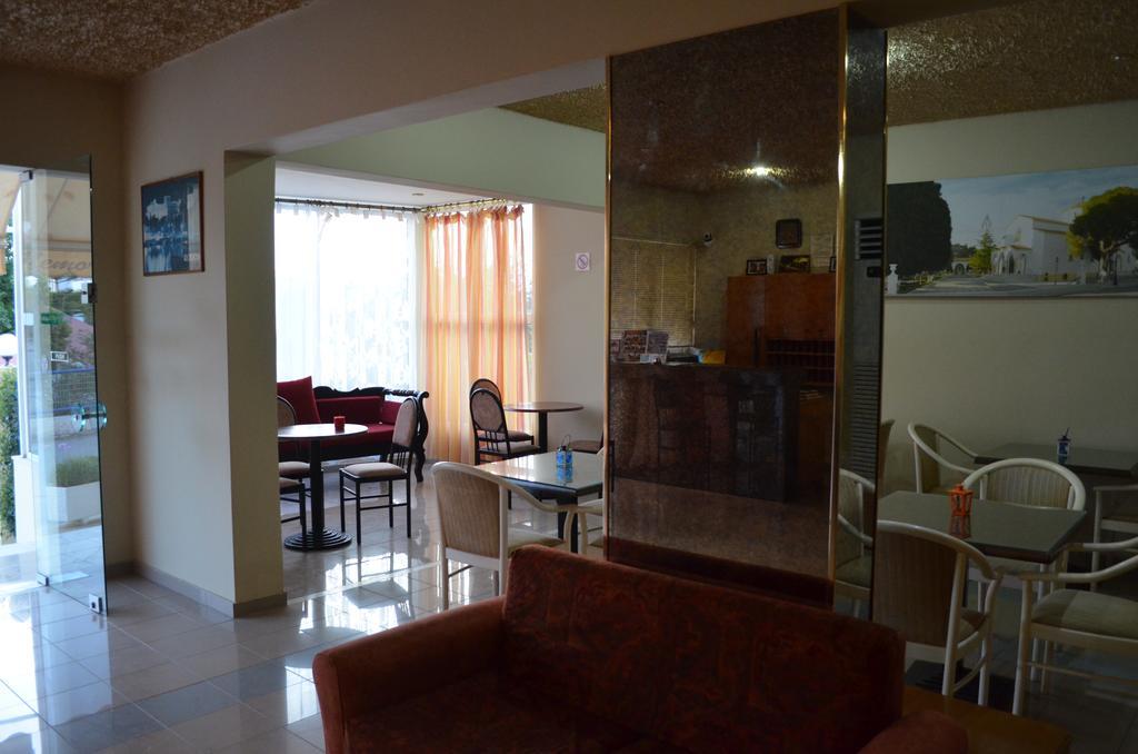 Kremasti Memories Aparthotel Luaran gambar