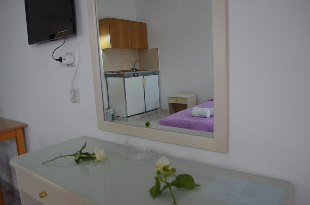 Kremasti Memories Aparthotel Luaran gambar